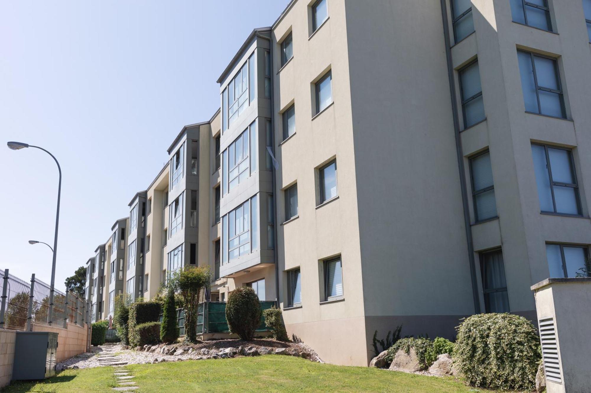 Apartamento Baruhaus Piscina Y Parking Rianxo Rianjo Exterior foto